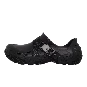 1-crocs-all-terrain-atlas-black-black